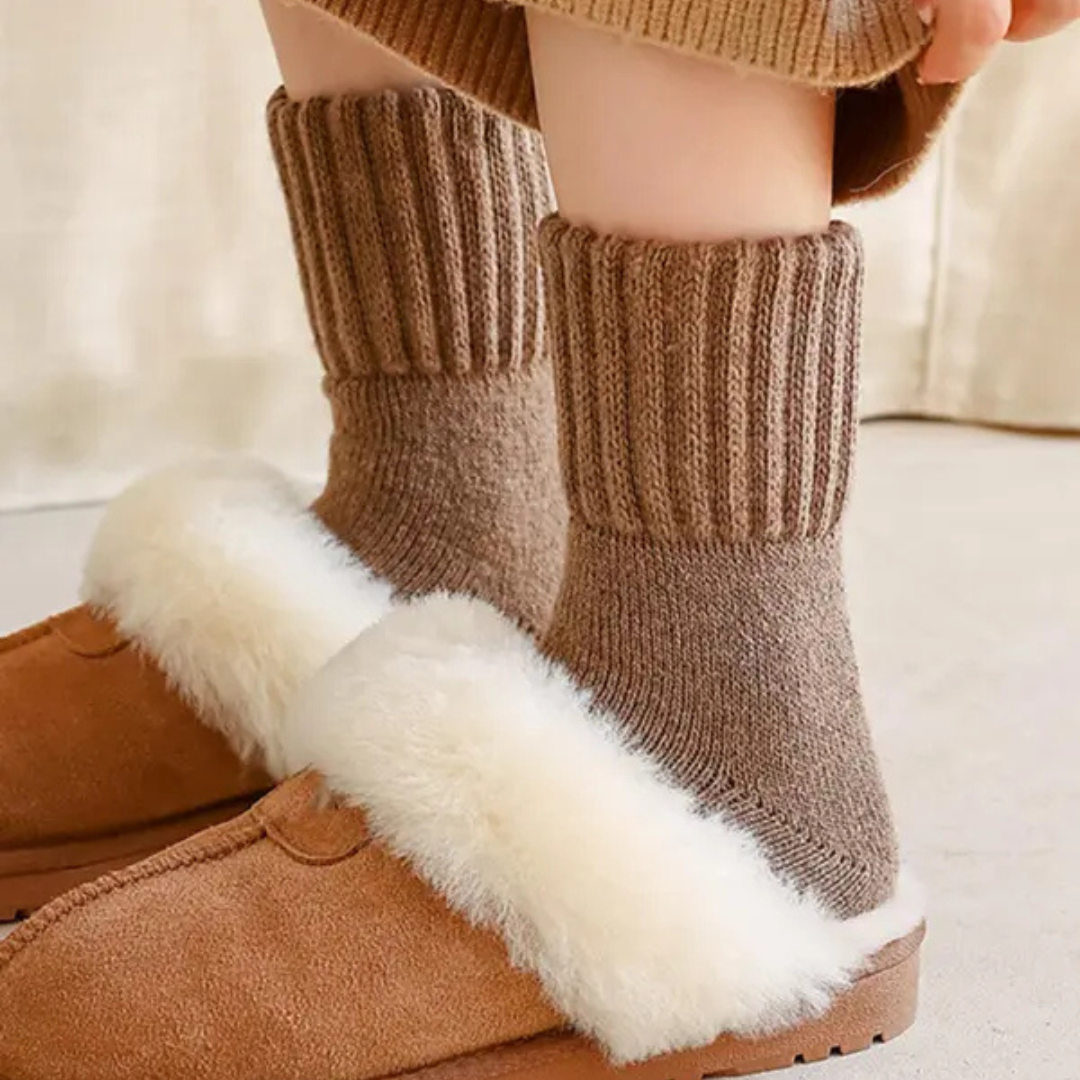 The Knitted Fleece Socks - 5 Pack